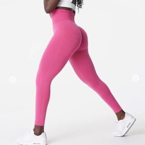 NVTGN Fuchsia NV Seamless Leggings